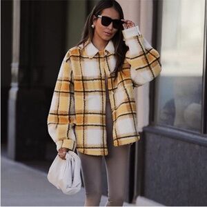 NWT Bandier X Sincerely Jules The Aspen Sherpa Jacket Large